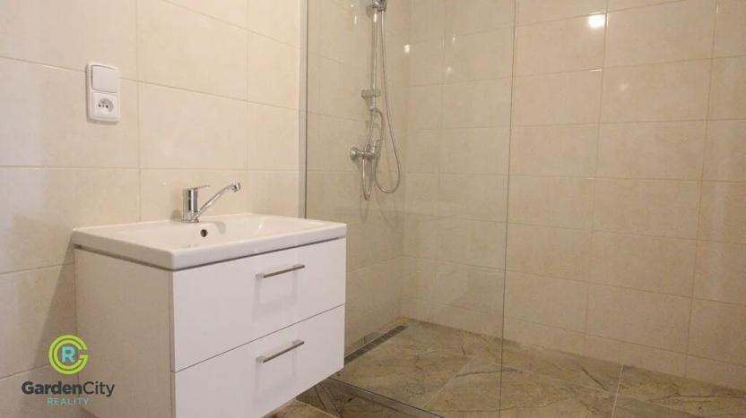 Prodej bytu 3+1, Praha - Horní Měcholupy, Livornská, 80 m2