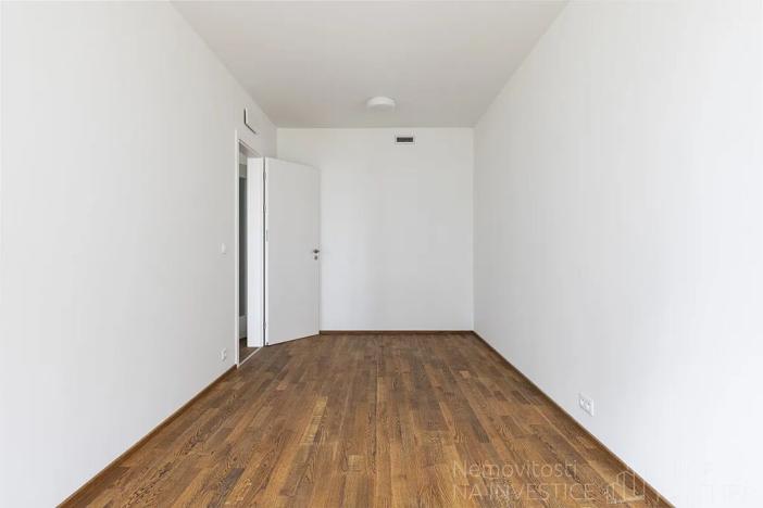 Pronájem bytu 2+kk, Praha - Vysočany, Smržových, 52 m2