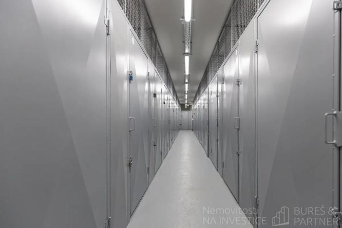 Pronájem bytu 2+kk, Praha - Vysočany, Smržových, 52 m2