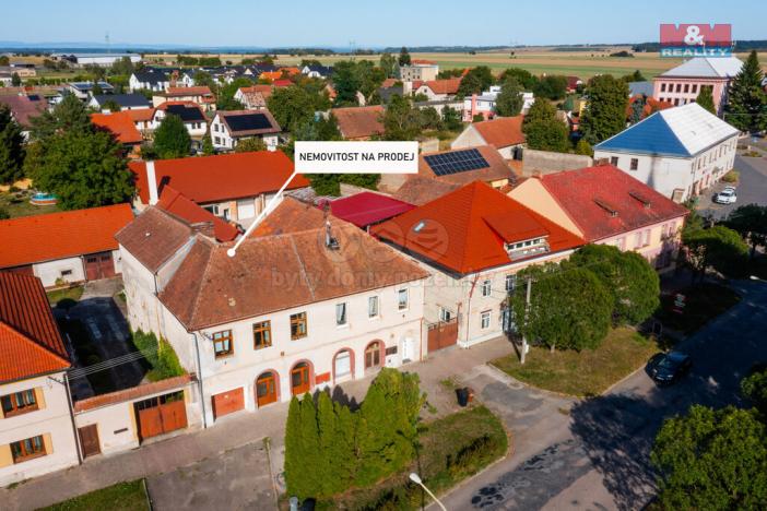 Prodej rodinného domu, Chroustovice, náměstí Josefa Haška, 185 m2