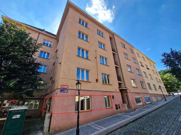 Prodej bytu 2+kk, Praha - Malá Strana, Hellichova, 58 m2