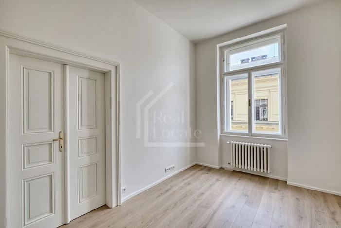 Pronájem bytu 3+kk, Praha - Nové Město, Lazarská, 70 m2