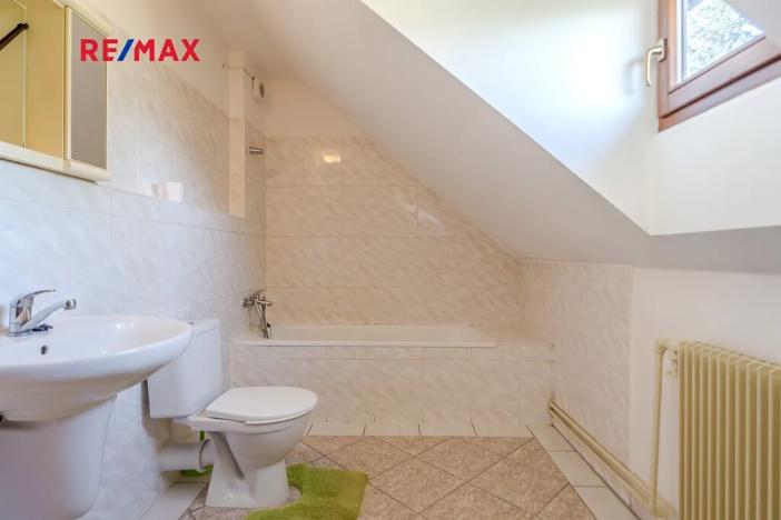 Prodej rodinného domu, Lužná, Školská, 151 m2