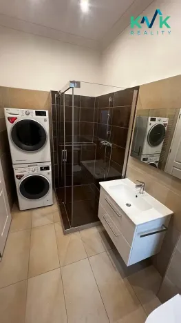 Prodej bytu 4+kk, Karlovy Vary, Lad. Koubka, 120 m2