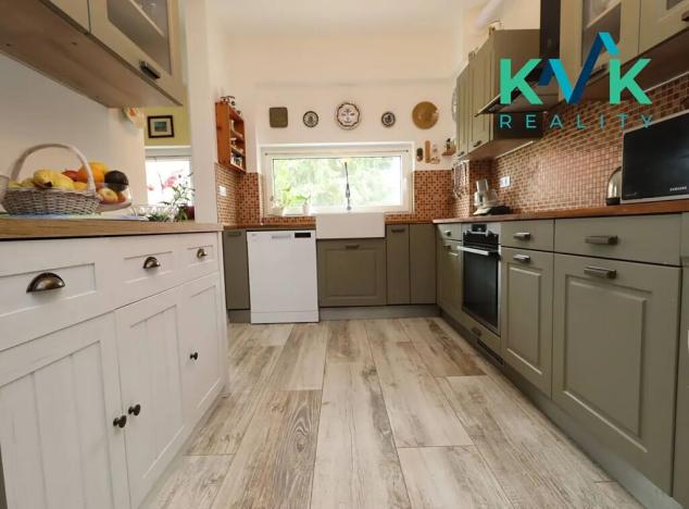 Prodej bytu 3+kk, Karlovy Vary, Šumavská, 108 m2