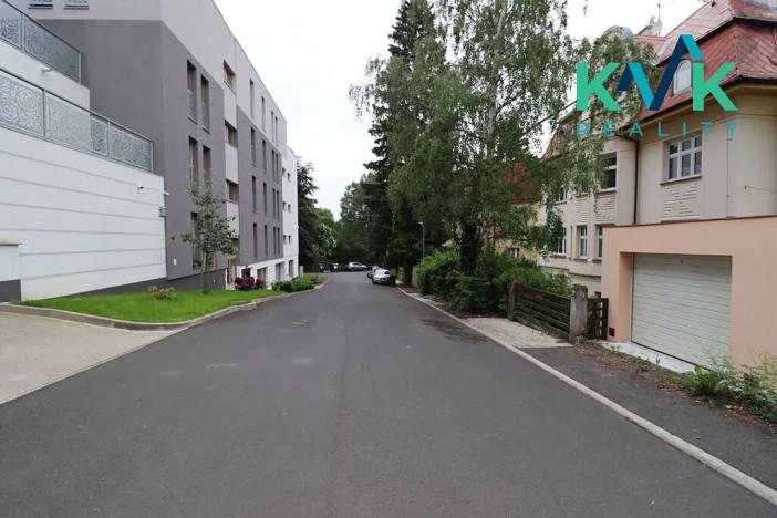 Prodej bytu 3+kk, Karlovy Vary, Šumavská, 108 m2