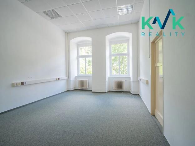 Prodej skladu, Nejdek, Karlovarská, 3135 m2