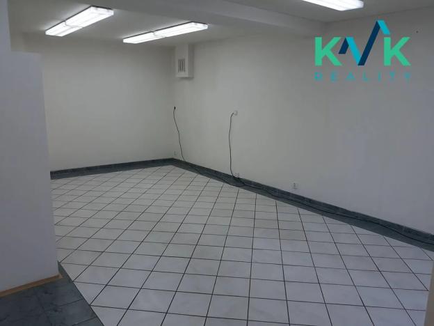 Pronájem obchodního prostoru, Karlovy Vary, Vítězná, 125 m2