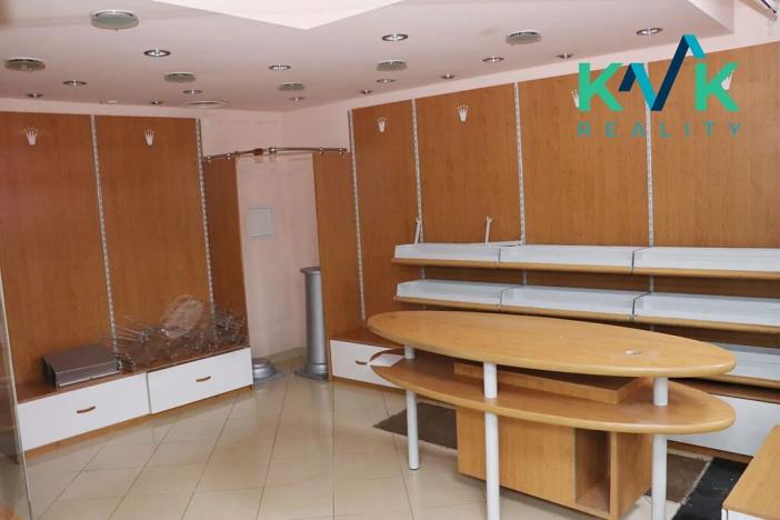 Pronájem obchodního prostoru, Karlovy Vary, T. G. Masaryka, 15 m2