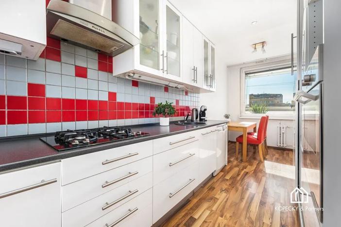 Prodej bytu 3+1, Praha - Stodůlky, Husníkova, 71 m2