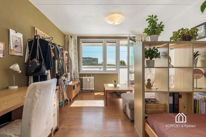 Prodej bytu 3+1, Praha - Stodůlky, Husníkova, 71 m2