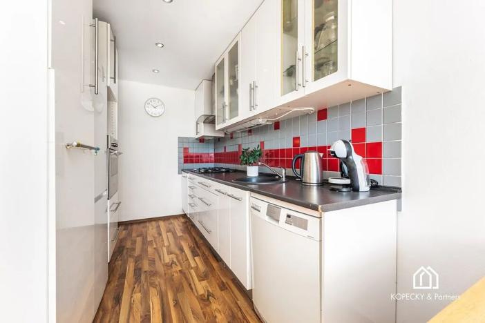 Prodej bytu 3+1, Praha - Stodůlky, Husníkova, 71 m2