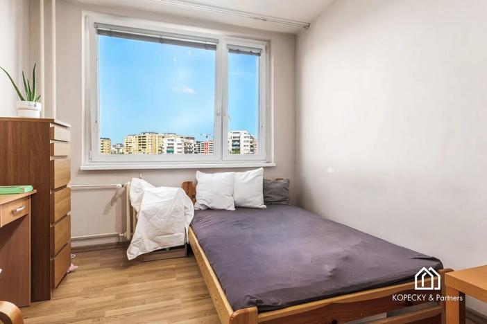 Prodej bytu 3+1, Praha - Stodůlky, Husníkova, 71 m2