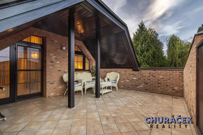 Prodej rodinného domu, Ohrobec, Oblouková, 446 m2