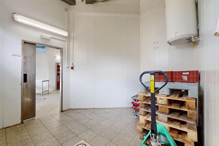 Prodej výrobních prostor, Týnec nad Sázavou, Družstevní, 308 m2