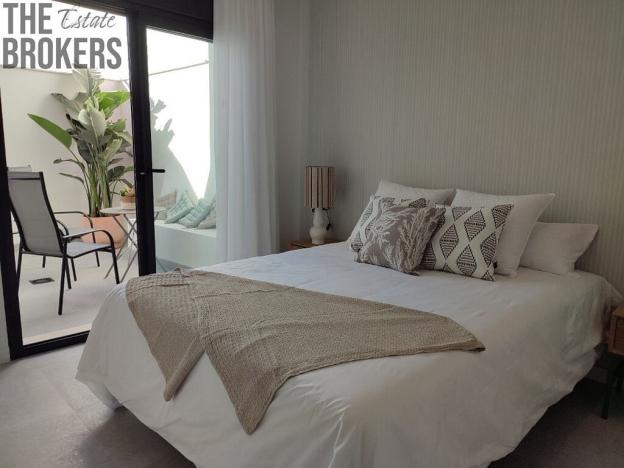 Prodej bytu 4+kk, Pilar de la Horadada, Alicante, Španělsko, 85 m2