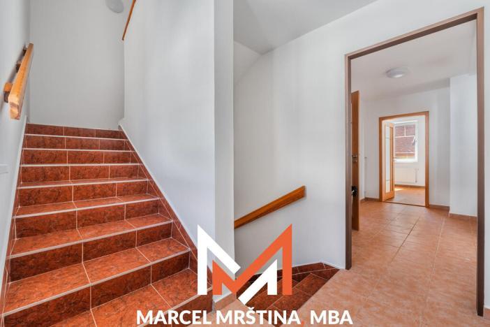 Prodej bytu 3+1, Nové Město nad Metují, U Lípy, 101 m2