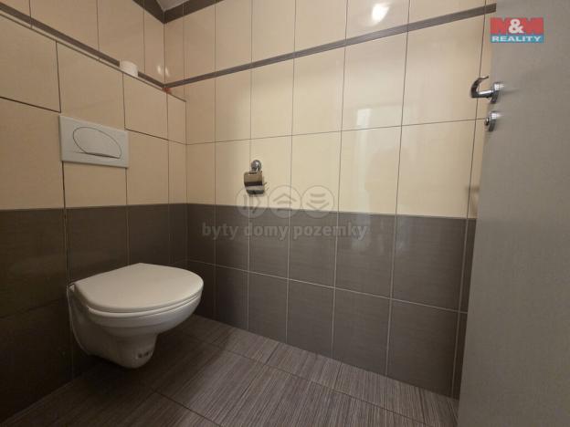 Pronájem obchodního prostoru, Kolín - Kolín IV, Jaselská, 114 m2