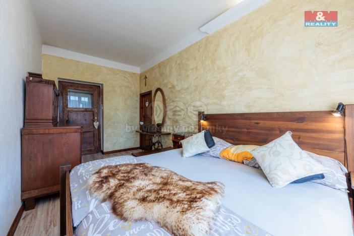 Prodej bytu 3+1, Karlovy Vary - Rybáře, Šmeralova, 92 m2