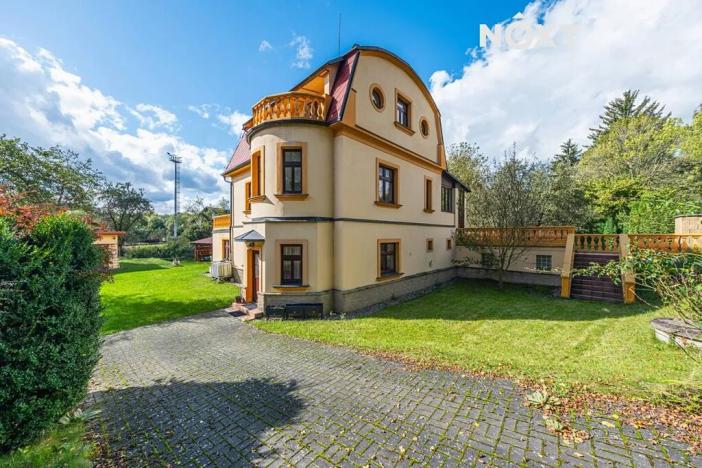 Prodej rodinného domu, Kácov, 320 m2