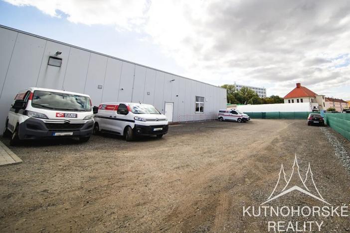 Pronájem obchodního prostoru, Kolín, Havlíčkova, 200 m2