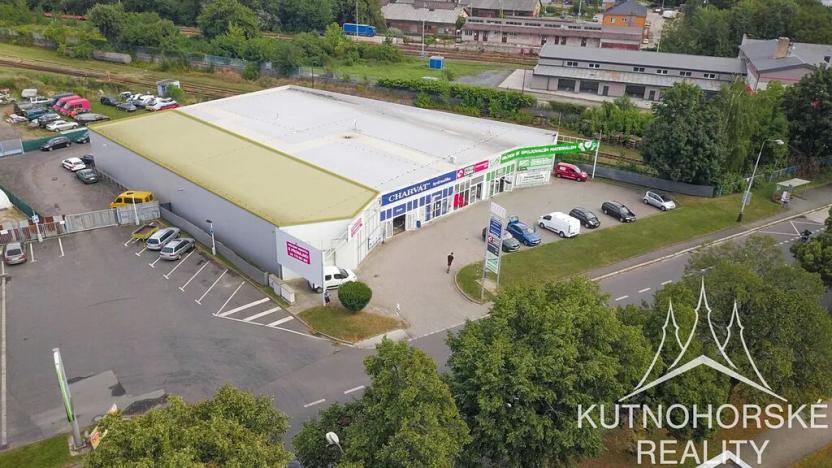 Pronájem obchodního prostoru, Kolín, Havlíčkova, 200 m2