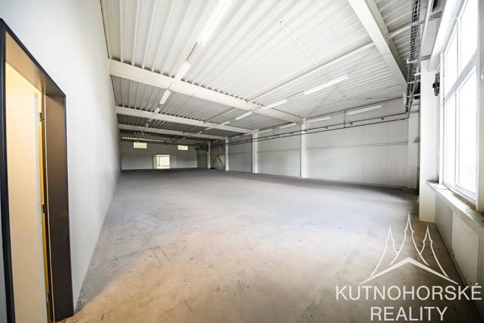 Pronájem skladu, Kolín, Havlíčkova, 541 m2