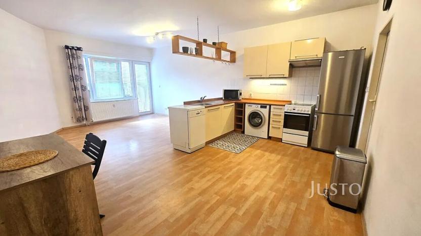 Pronájem bytu 2+kk, Písek, V Portyči, 52 m2