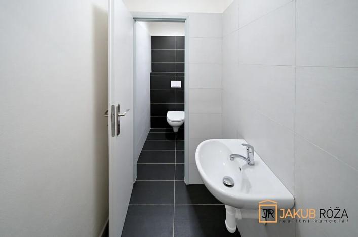 Pronájem kanceláře, Vrchlabí, Horská, 206 m2