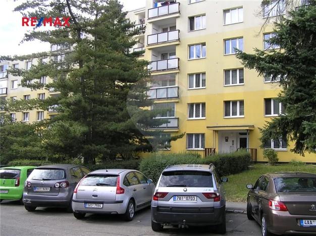 Pronájem bytu 1+1, Praha - Hostivař, Bělinského, 35 m2