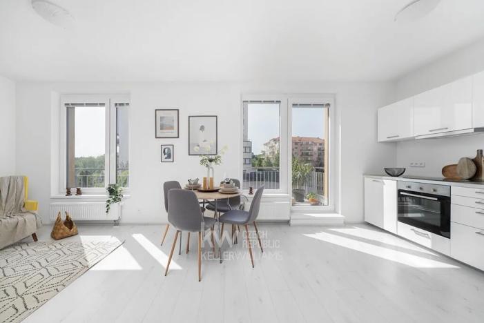 Prodej bytu 1+kk, Praha - Horní Měcholupy, Padovská, 35 m2