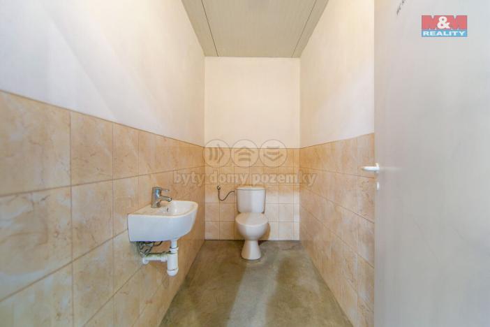 Pronájem skladu, Hořovice, Sklenářka, 2197 m2