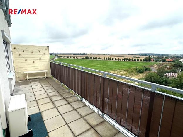 Pronájem bytu 3+kk, Klecany, V Honech, 58 m2