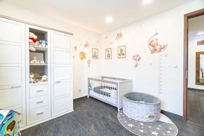 Prodej rodinného domu, Rožmitál pod Třemšínem, 180 m2