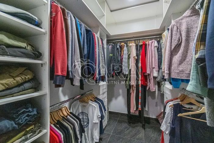 Prodej rodinného domu, Rožmitál pod Třemšínem, 180 m2