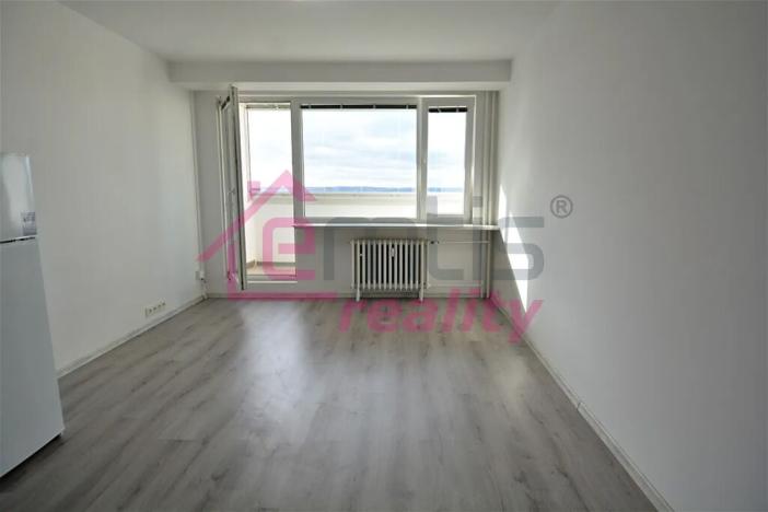 Pronájem bytu 1+kk, Praha - Kobylisy, Kyselova, 25 m2
