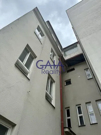 Prodej kanceláře, Kyjov, třída Komenského, 2396 m2