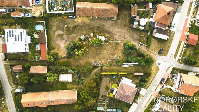 Prodej pozemku pro bydlení, Kunětice, 932 m2