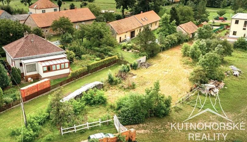 Prodej pozemku pro bydlení, Kunětice, 932 m2