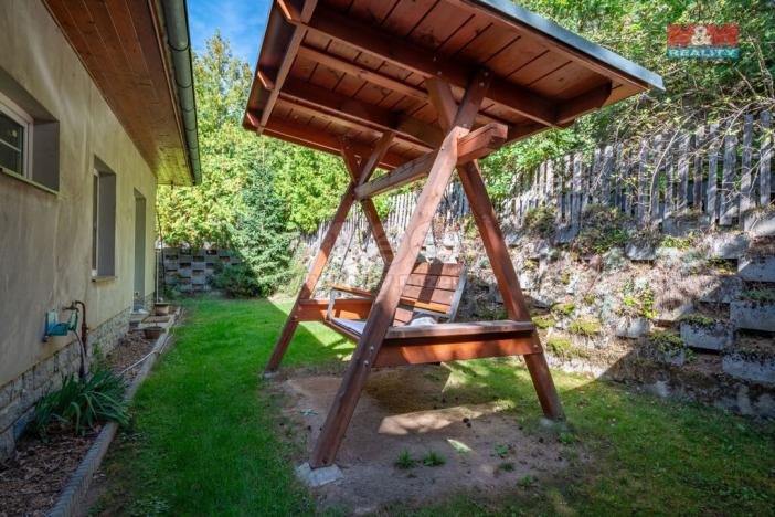 Prodej rodinného domu, Hajany, 285 m2