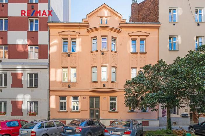 Pronájem bytu 1+1, Plzeň, Vrchlického, 45 m2