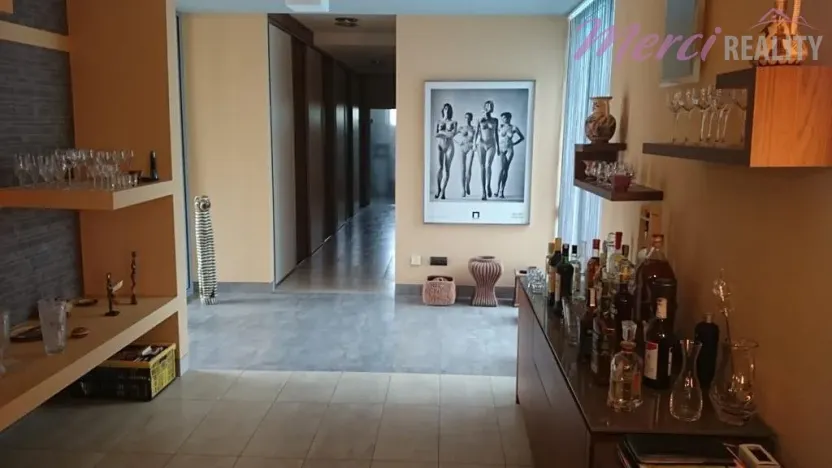 Prodej rodinného domu, Malý Lapáš, Slovensko, 436 m2