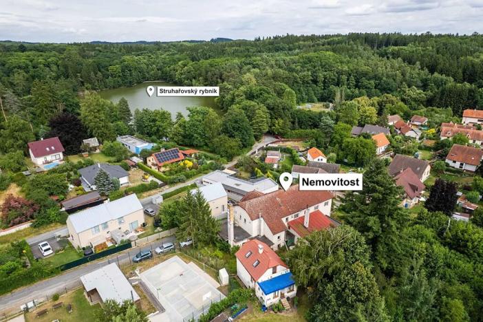 Prodej rodinného domu, Kamenice, Safírová, 800 m2