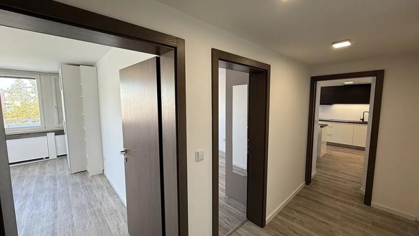 Prodej bytu 3+kk, Zlín, Osvoboditelů, 79 m2