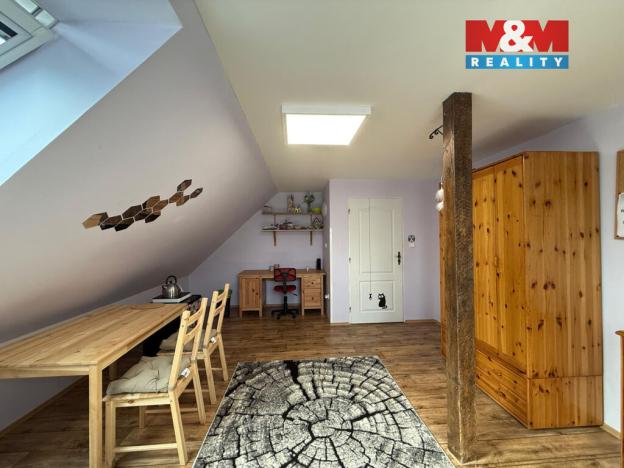 Pronájem bytu 1+kk, Hradec Králové - Nový Hradec Králové, Emy Destinnové, 30 m2