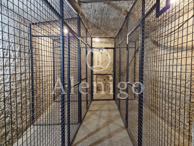 Prodej komerční nemovitosti, Praha - Žižkov, Kubelíkova, 4 m2