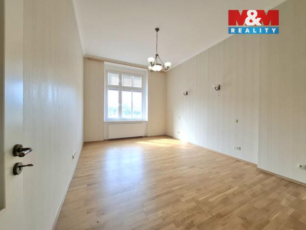 Pronájem bytu 4+1, Karlovy Vary, Varšavská, 105 m2