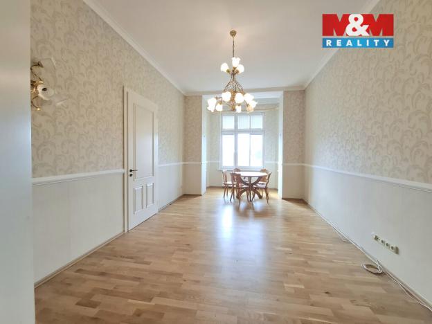 Pronájem bytu 4+1, Karlovy Vary, Varšavská, 105 m2