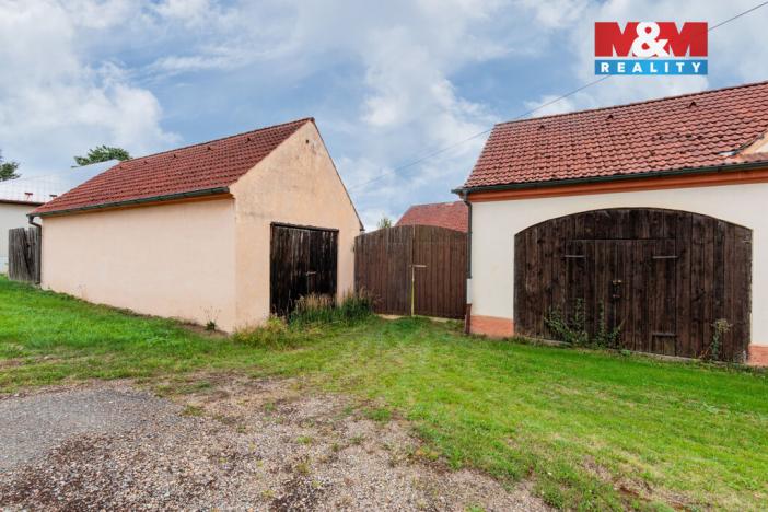 Prodej rodinného domu, Mlečice, 500 m2