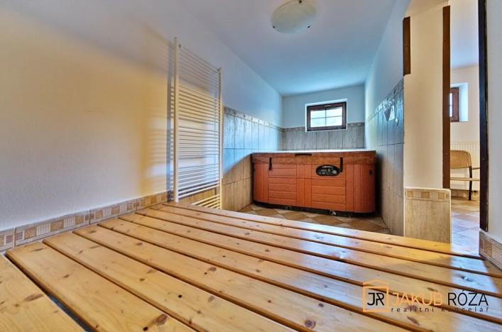 Prodej ubytování, Černý Důl, 377 m2